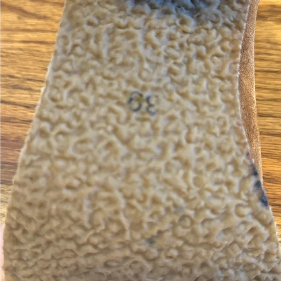 SUNDANCE Catalog Suede Ankle Boots Size 39 (Size 8)  Gorgeous Like New - Picture 12 of 14